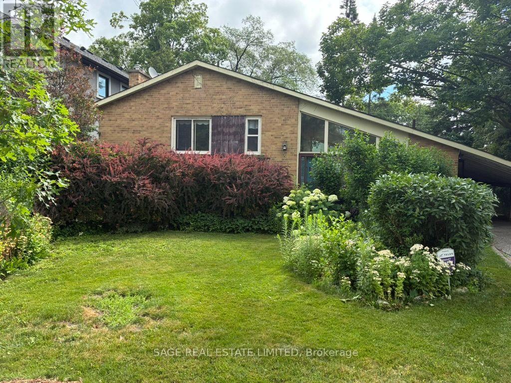 56 Grangemill Crescent, Toronto, Ontario  M3B 2J2 - Photo 2 - C13473704