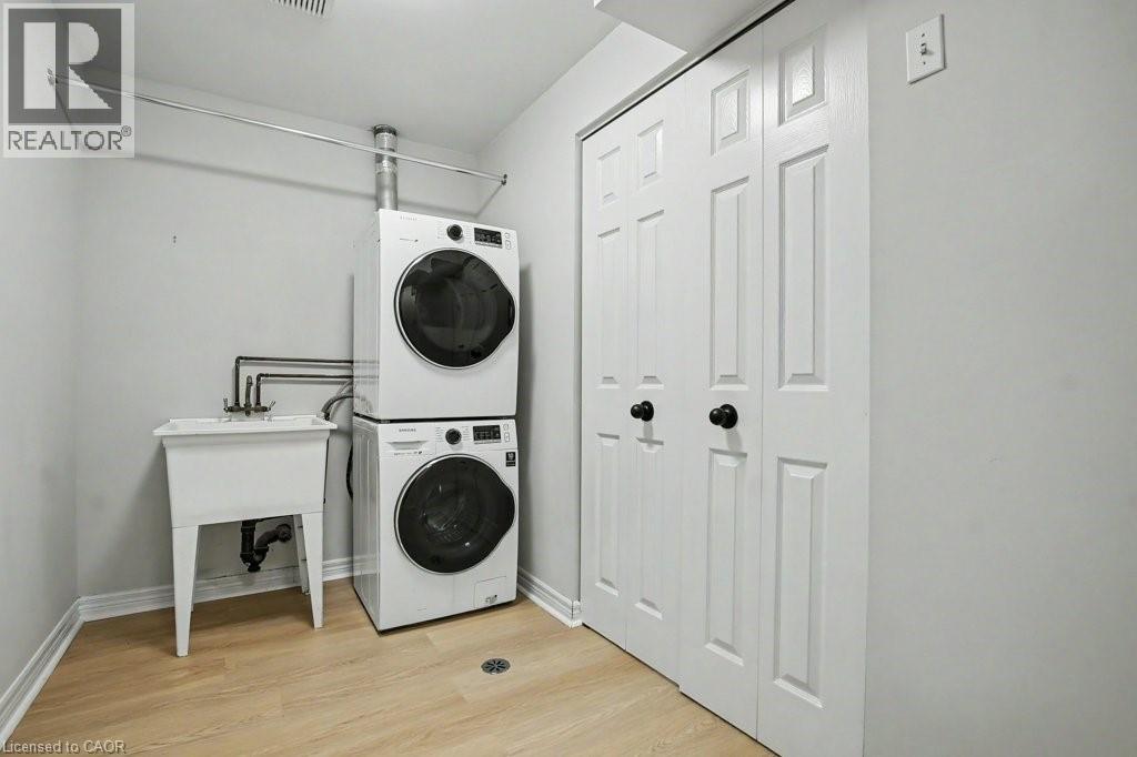 400 Laurel Gate Drive, Waterloo, Ontario  N2T 2S6 - Photo 26 - 40845860