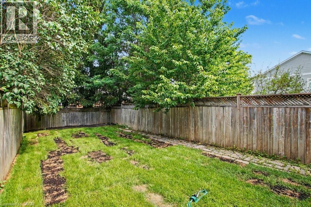400 Laurel Gate Drive, Waterloo, Ontario  N2T 2S6 - Photo 37 - 40845860