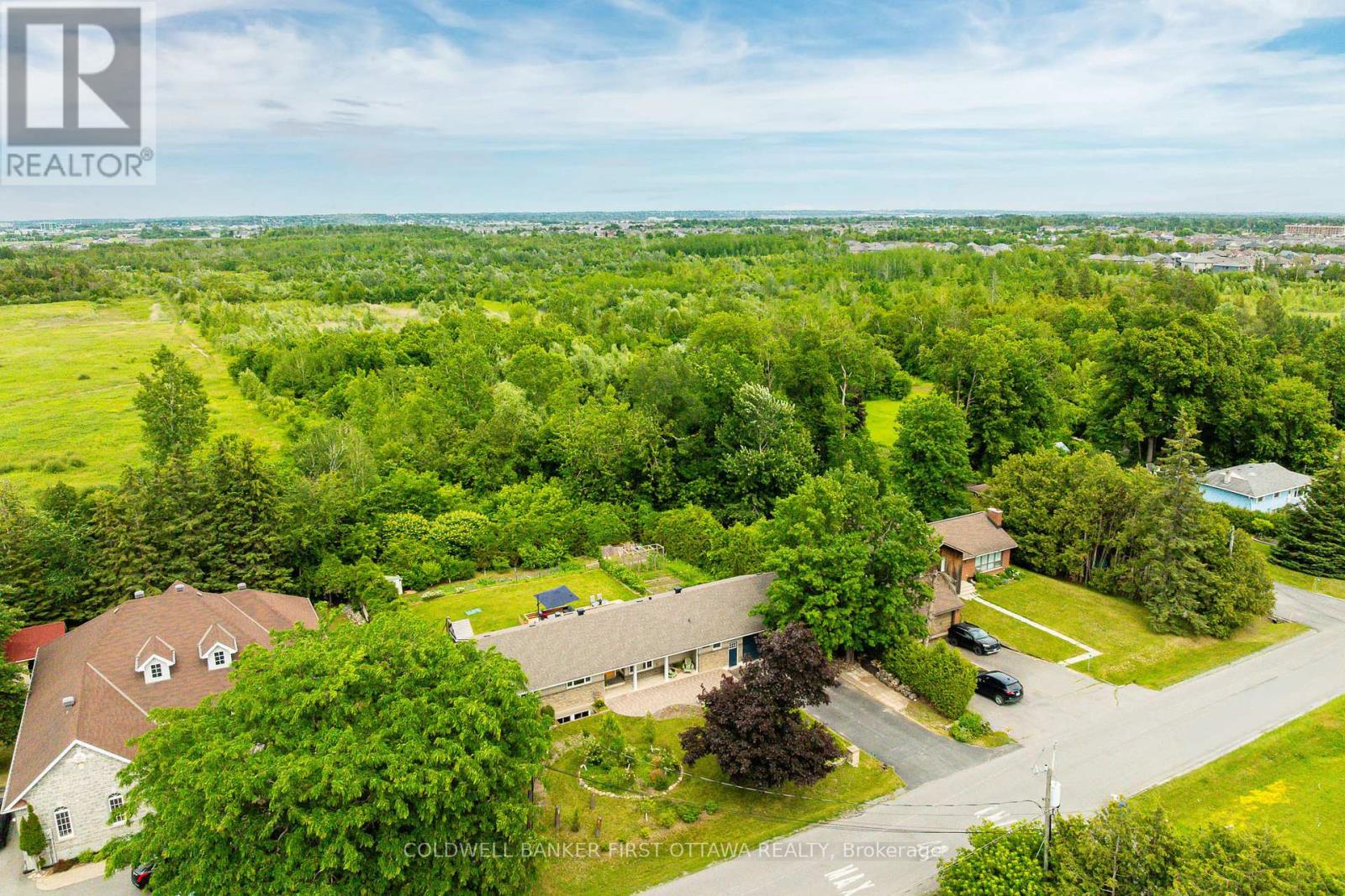174 Lloydalex Crescent, Ottawa, Ontario  K0A 1L0 - Photo 3 - X13496392