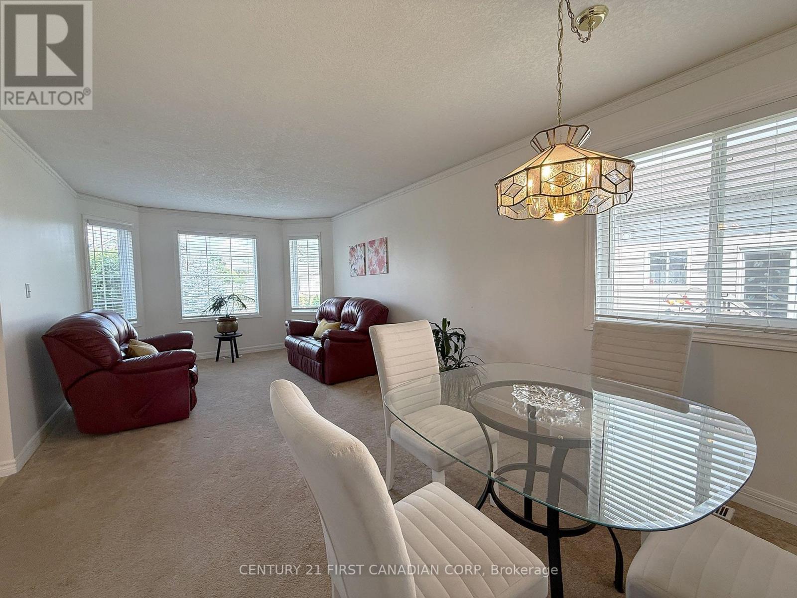 257 Fennel Street, Blandford-Blenheim, Ontario  N0J 1S0 - Photo 12 - X13536524