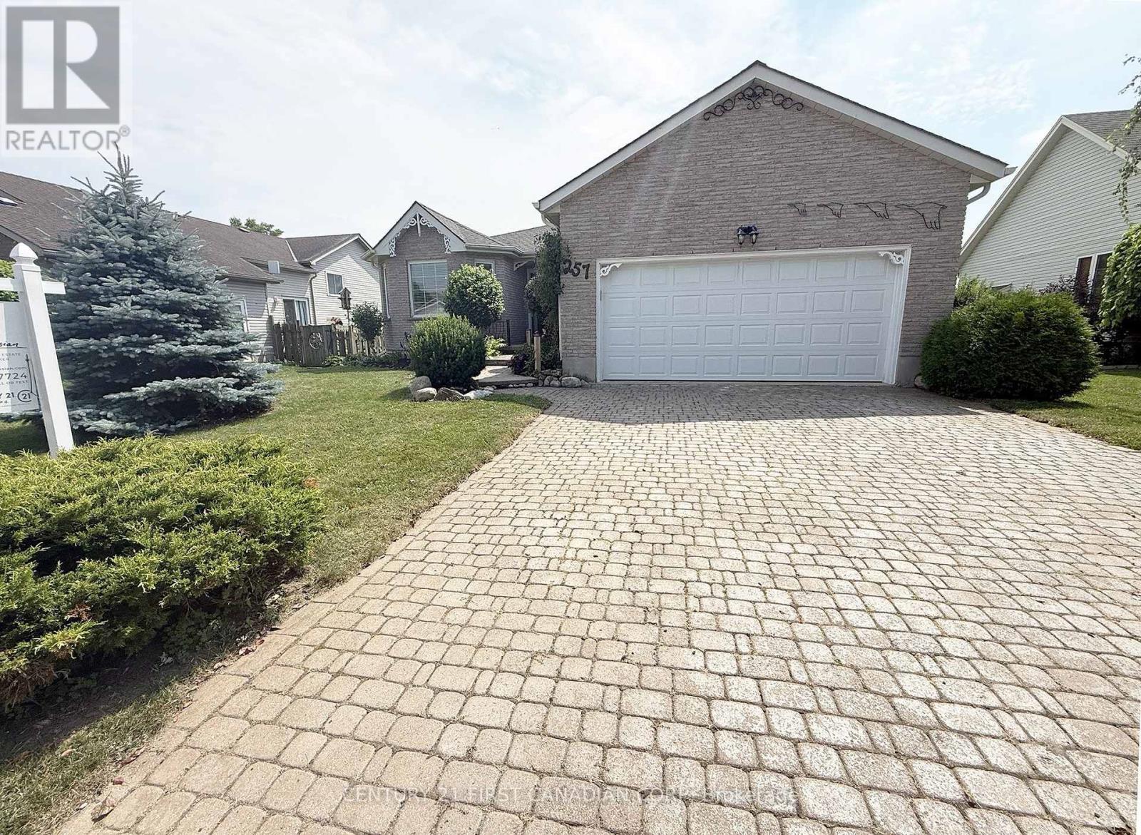257 Fennel Street, Blandford-Blenheim, Ontario  N0J 1S0 - Photo 3 - X13536524