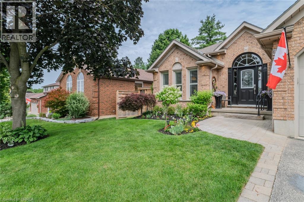 39 RUSSELL Crescent, St. George, Ontario
