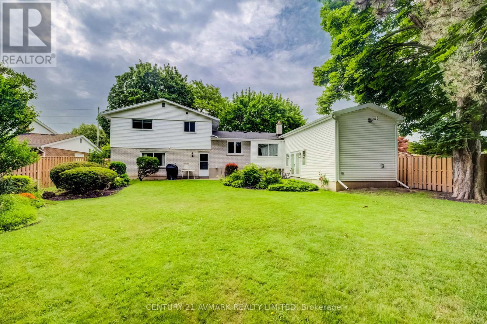 163 Lakeshore Road, St. Catharines, Ontario  L2N 2V2 - Photo 32 - X13536452