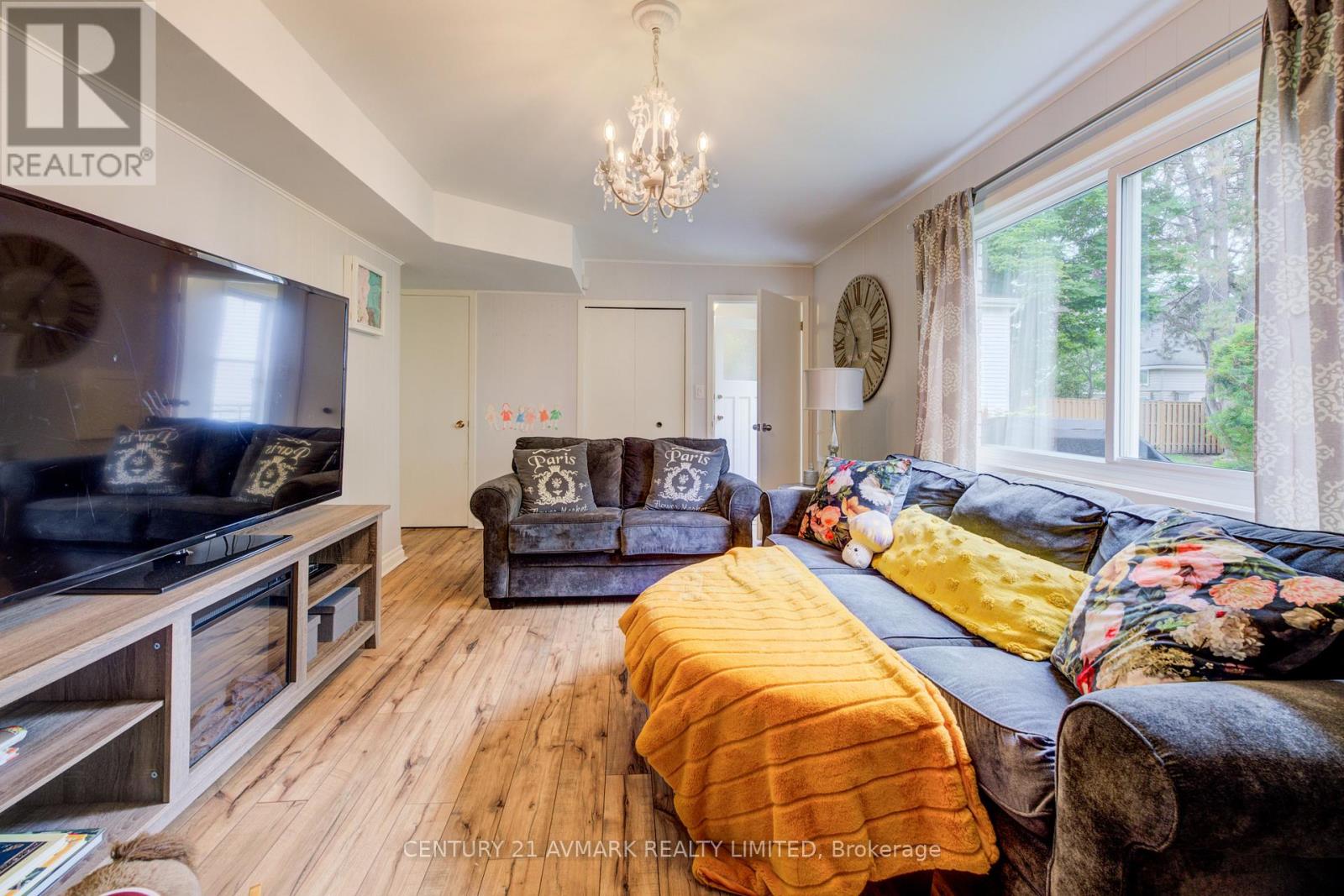163 Lakeshore Road, St. Catharines, Ontario  L2N 2V2 - Photo 7 - X13536452