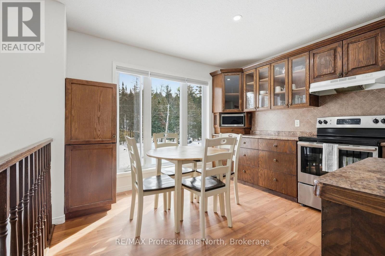 1036 Post Road, Bracebridge, Ontario  P1L 1W9 - Photo 11 - X13536448