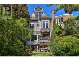 301 KEEWATIN AVENUE, Toronto, Ontario