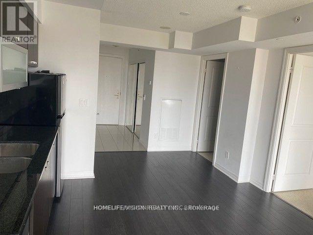 1401 - 275 Yorkland Road, Toronto, Ontario  M2J 0B4 - Photo 7 - C13536408