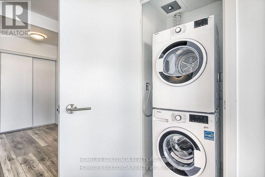 3301 - 32 Forest Manor Road, Toronto, Ontario  M2J 0H2 - Photo 5 - C13536432