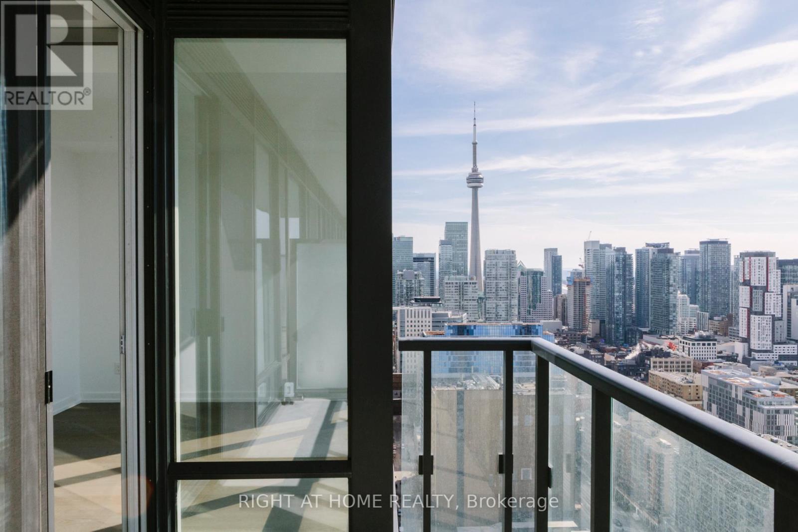 2711 - 488 University Avenue, Toronto, Ontario  M5G 0C1 - Photo 12 - C13536446