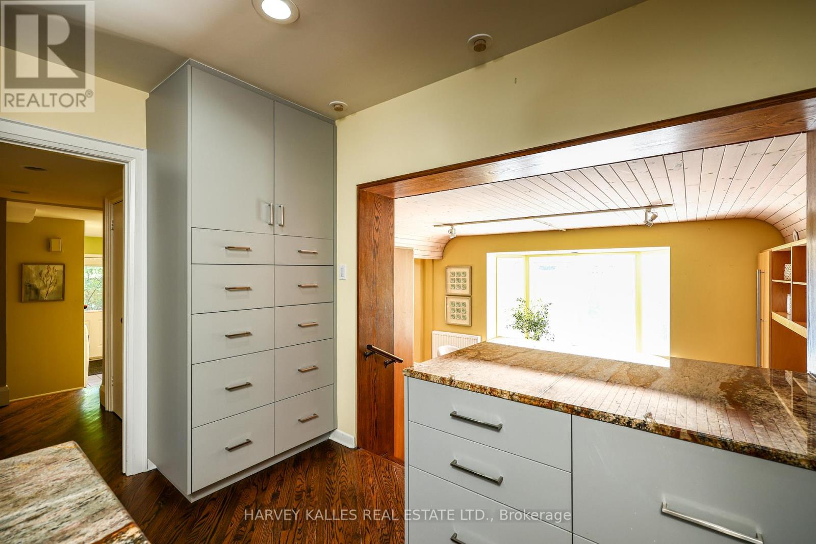 127 Strathallan Boulevard, Toronto, Ontario  M5N 1S9 - Photo 13 - C13536450