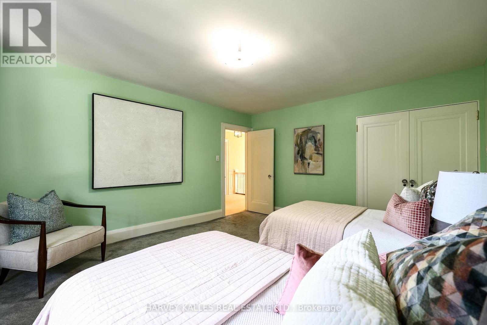 127 Strathallan Boulevard, Toronto, Ontario  M5N 1S9 - Photo 32 - C13536450