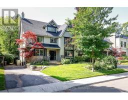 127 STRATHALLAN BOULEVARD, Toronto, Ontario