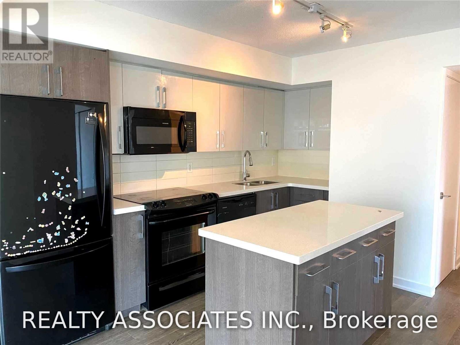 504 - 126 Simcoe Street, Toronto, Ontario  M5H 4E6 - Photo 2 - C13536508