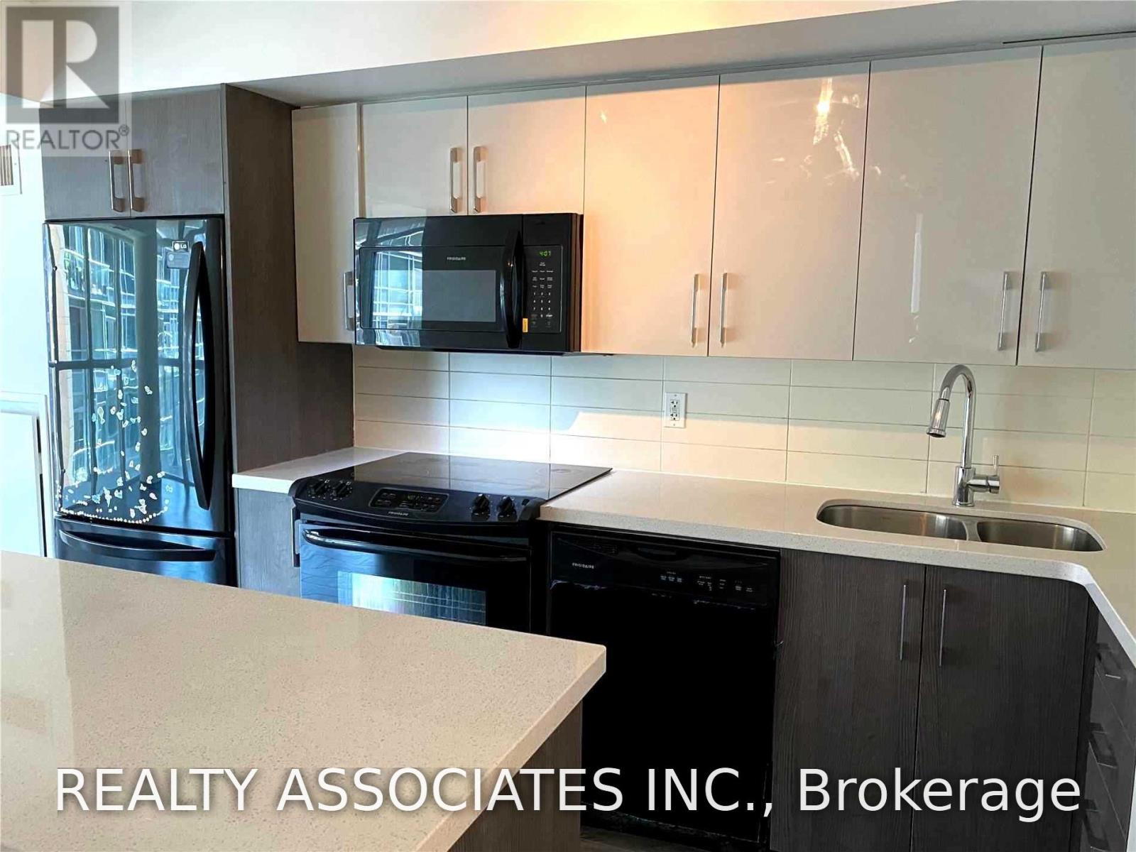 504 - 126 Simcoe Street, Toronto, Ontario  M5H 4E6 - Photo 3 - C13536508