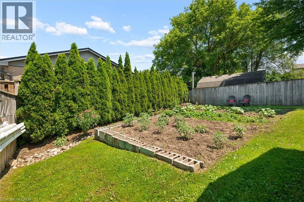 11 Bonniewood Drive, Mapleton, Ontario  N0G 1P0 - Photo 45 - 40845558
