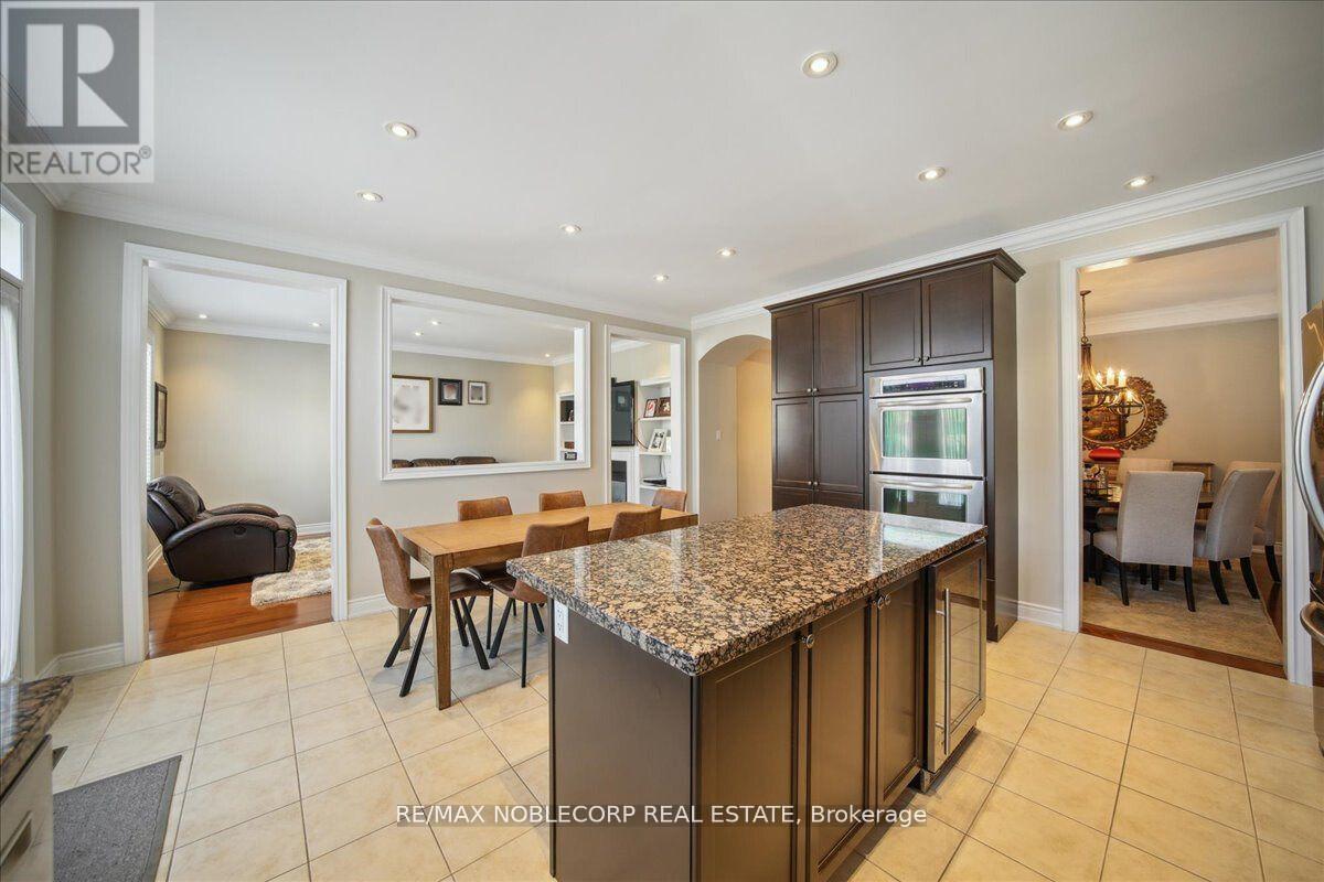 27 Gorman Avenue, Vaughan, Ontario  L4H 3L4 - Photo 12 - N13536422