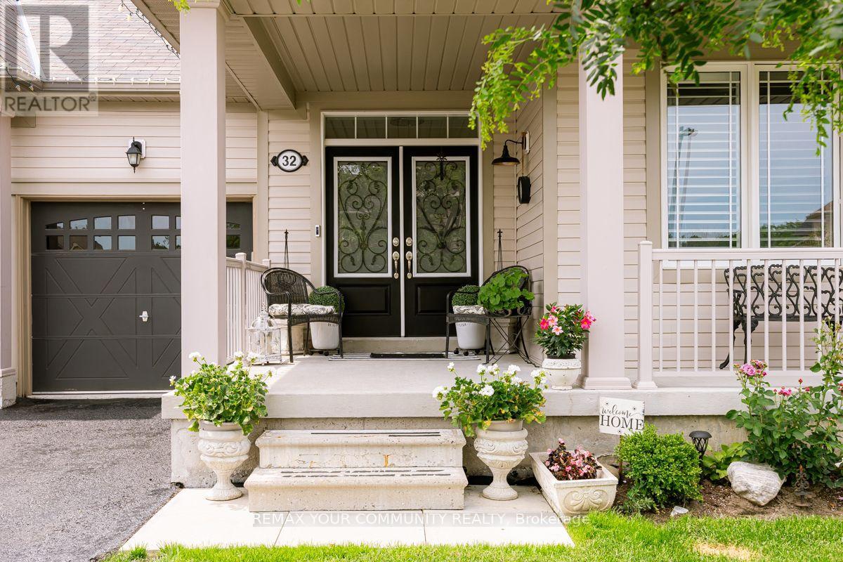 32 Beechener Street, Georgina, Ontario  L0E 1R0 - Photo 4 - N13536442