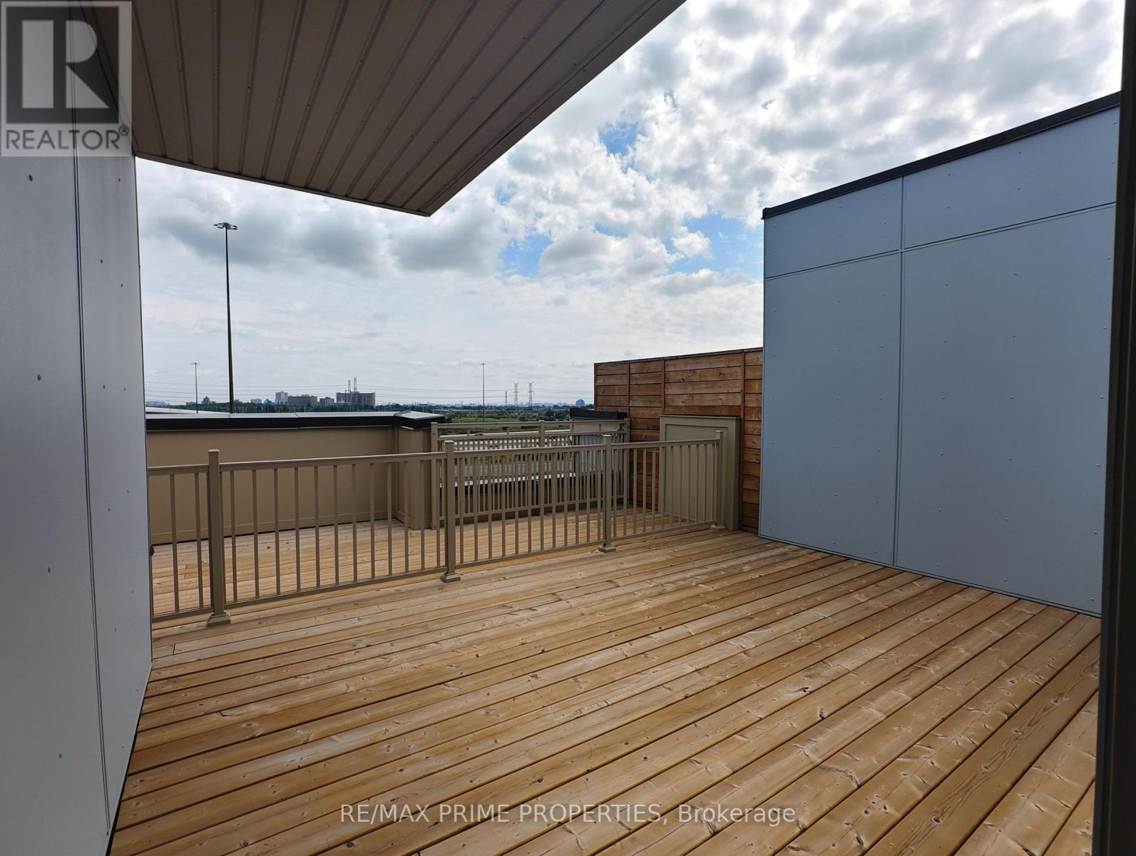 318 - 130 Honeycrisp Crescent, Vaughan, Ontario  L4K 0N7 - Photo 12 - N13536526