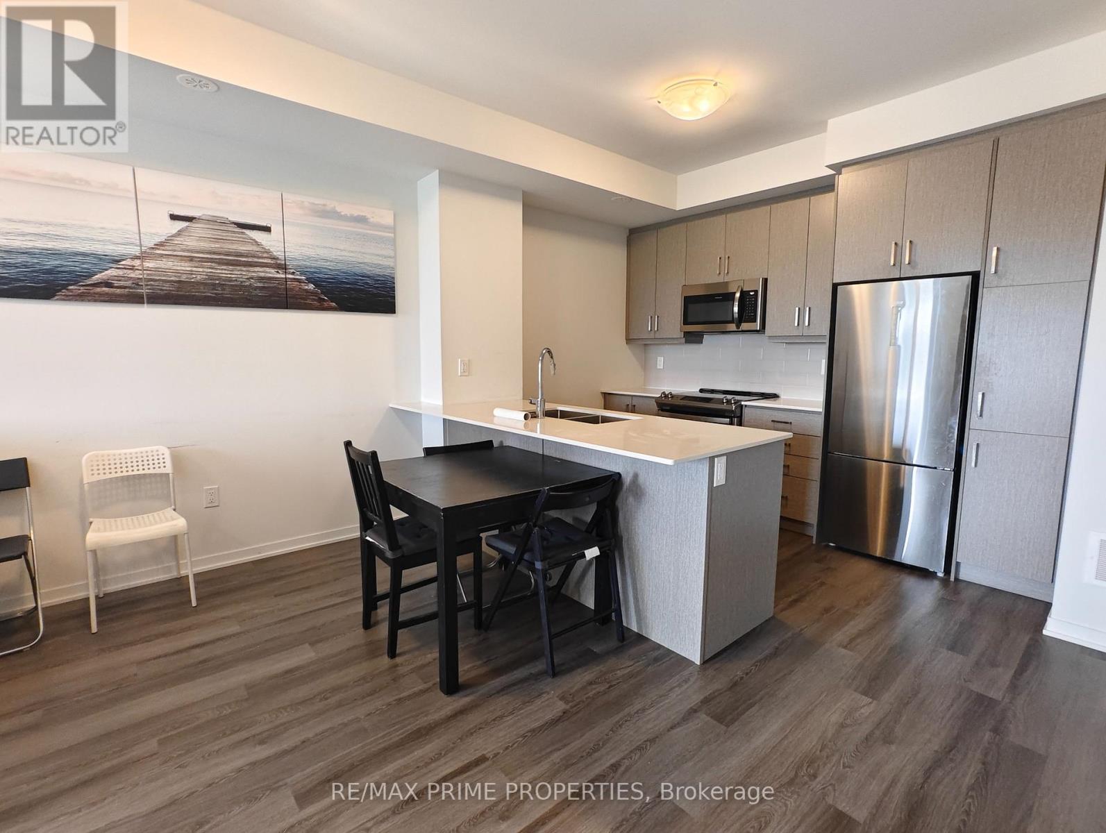 318 - 130 Honeycrisp Crescent, Vaughan, Ontario  L4K 0N7 - Photo 4 - N13536526