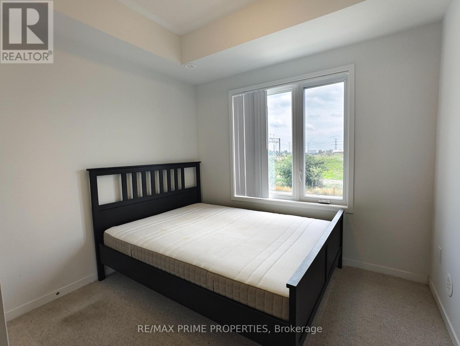 318 - 130 Honeycrisp Crescent, Vaughan, Ontario  L4K 0N7 - Photo 6 - N13536526