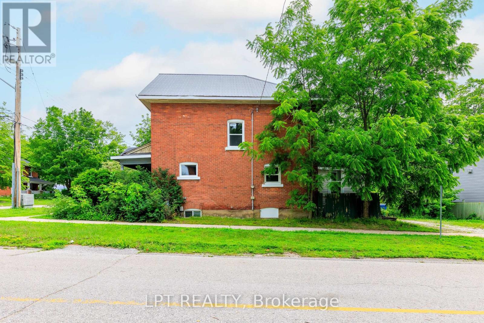 249 Harvey Street, Orillia, Ontario L3V 3M5 - Photo 7 - S13536376