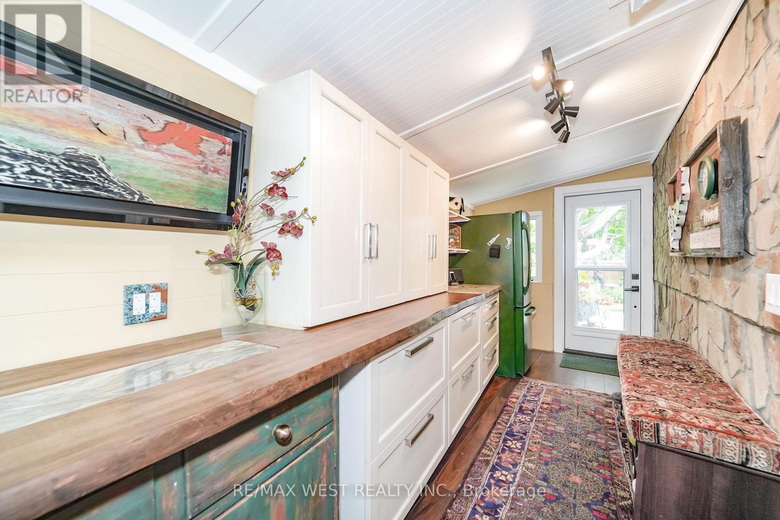 143 Botany Hill Road, Toronto, Ontario  M1G 3K6 - Photo 4 - E13533024