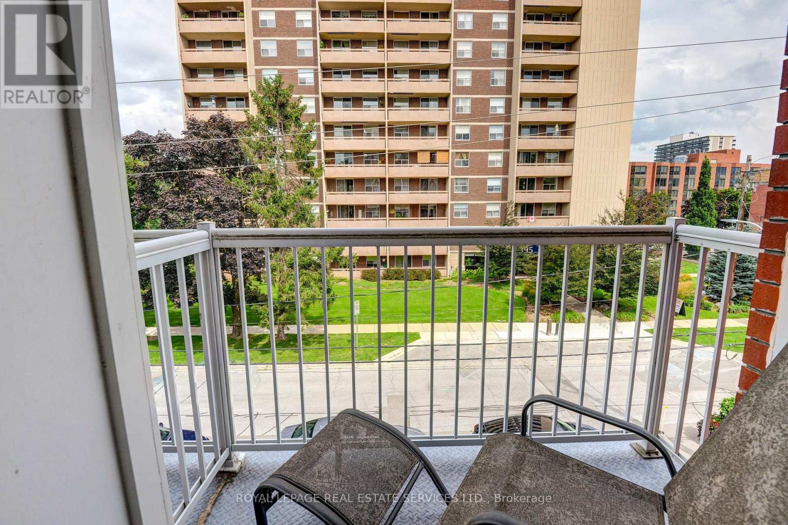 397 Detlor Common, Burlington, Ontario  L7R 0A5 - Photo 20 - W13536366
