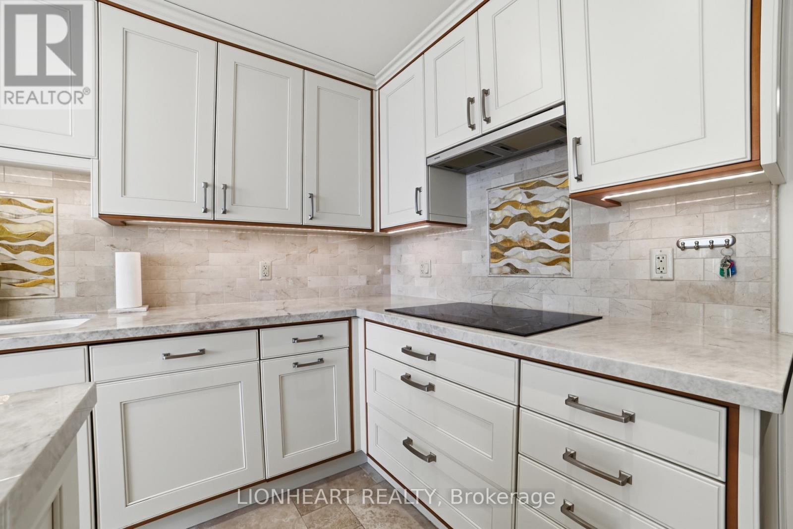 328c - 3500 Lakeshore Road W, Oakville, Ontario  L6L 0B4 - Photo 21 - W13536396