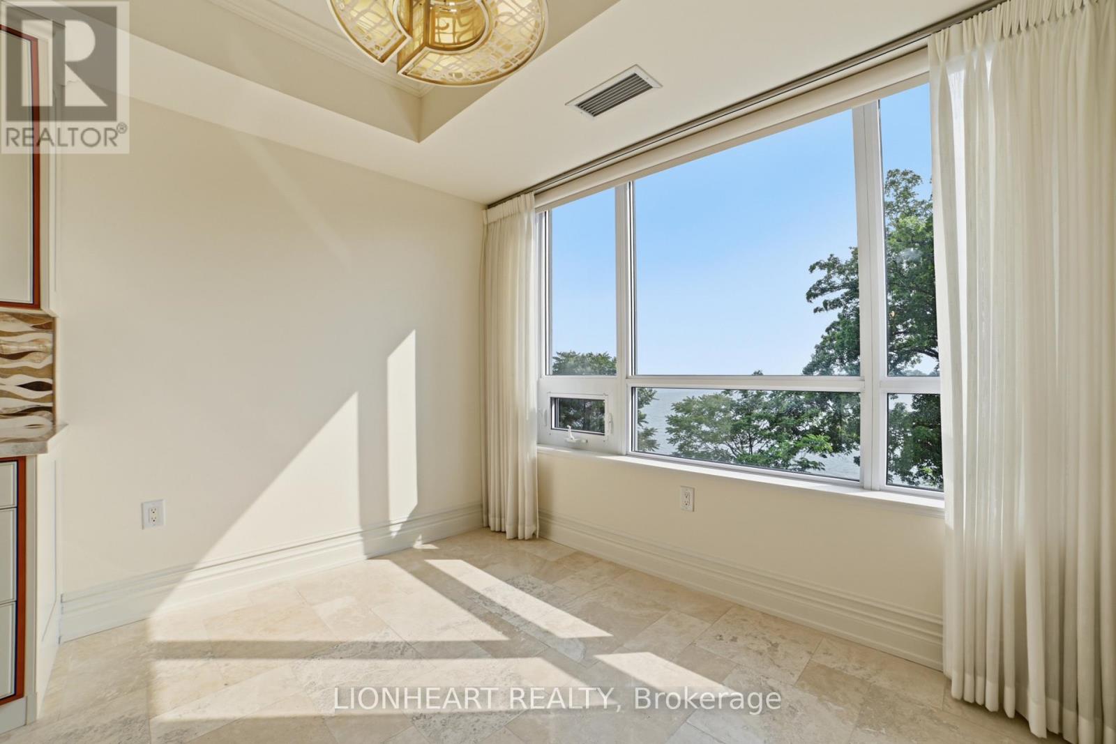 328c - 3500 Lakeshore Road W, Oakville, Ontario  L6L 0B4 - Photo 30 - W13536396