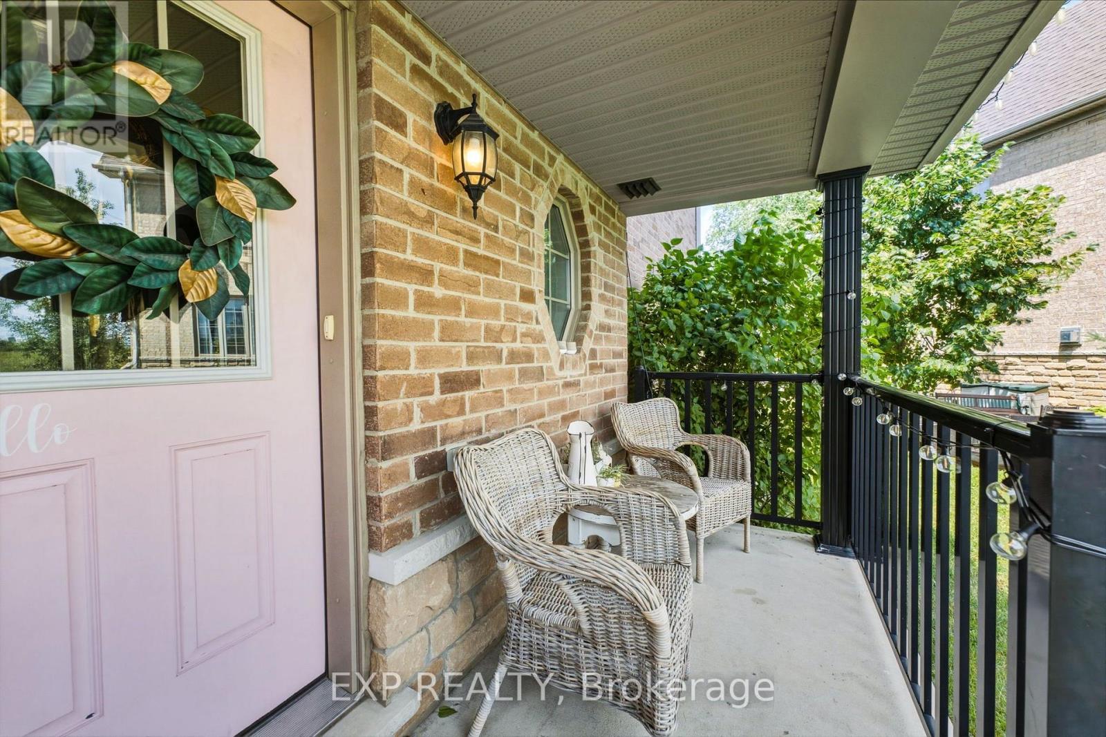 7 Vita Stephanie Court, Georgina, Ontario  L0E 1R0 - Photo 5 - N13525908