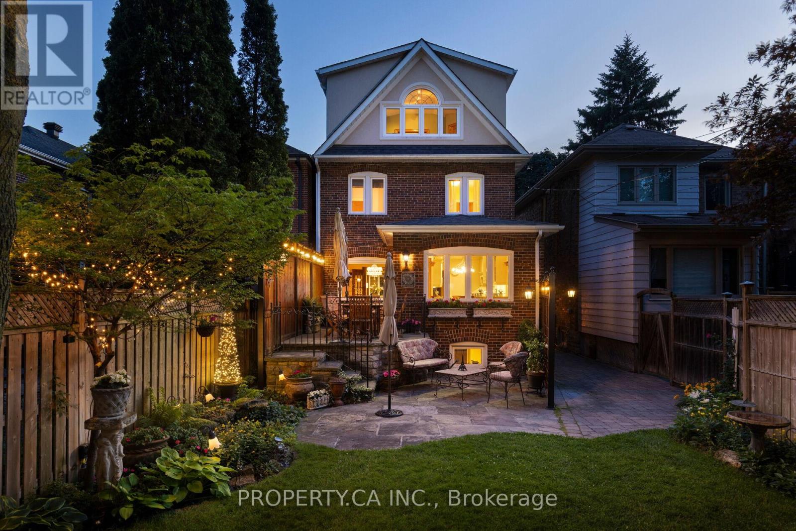 59 Brumell Avenue, Toronto, Ontario  M6S 4G6 - Photo 19 - W13536398