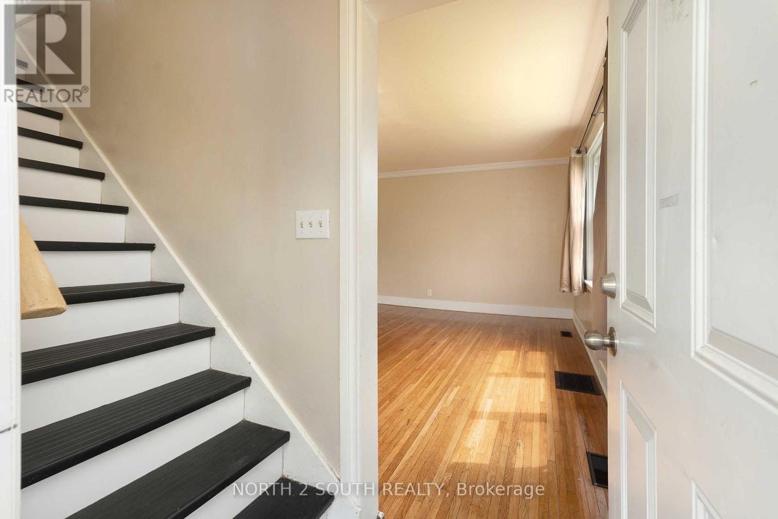 1604 Bruce Avenue, Windsor, Ontario  N8X 1Y2 - Photo 5 - X13536358