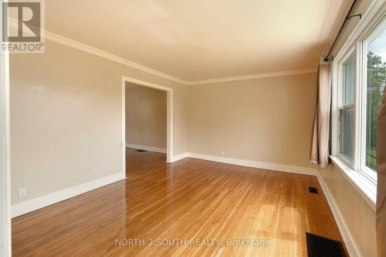 1604 Bruce Avenue, Windsor, Ontario  N8X 1Y2 - Photo 6 - X13536358