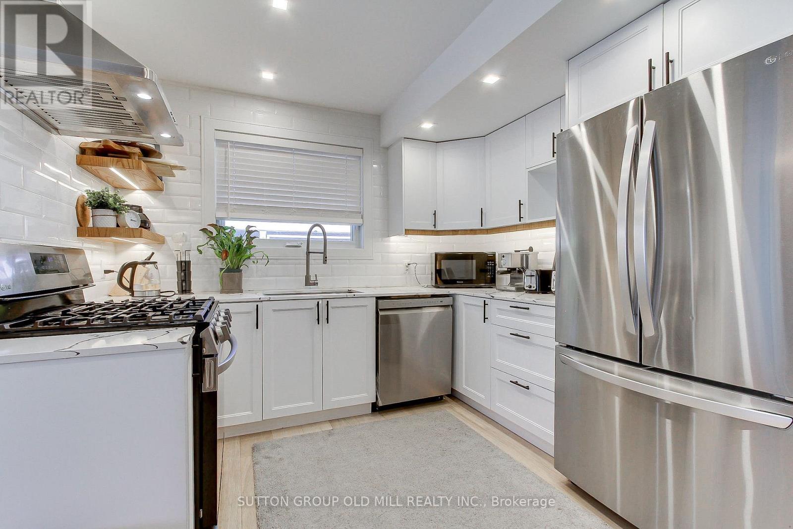 23 Moore Park Crescent, Halton Hills, Ontario  L7G 2T3 - Photo 13 - W13487512
