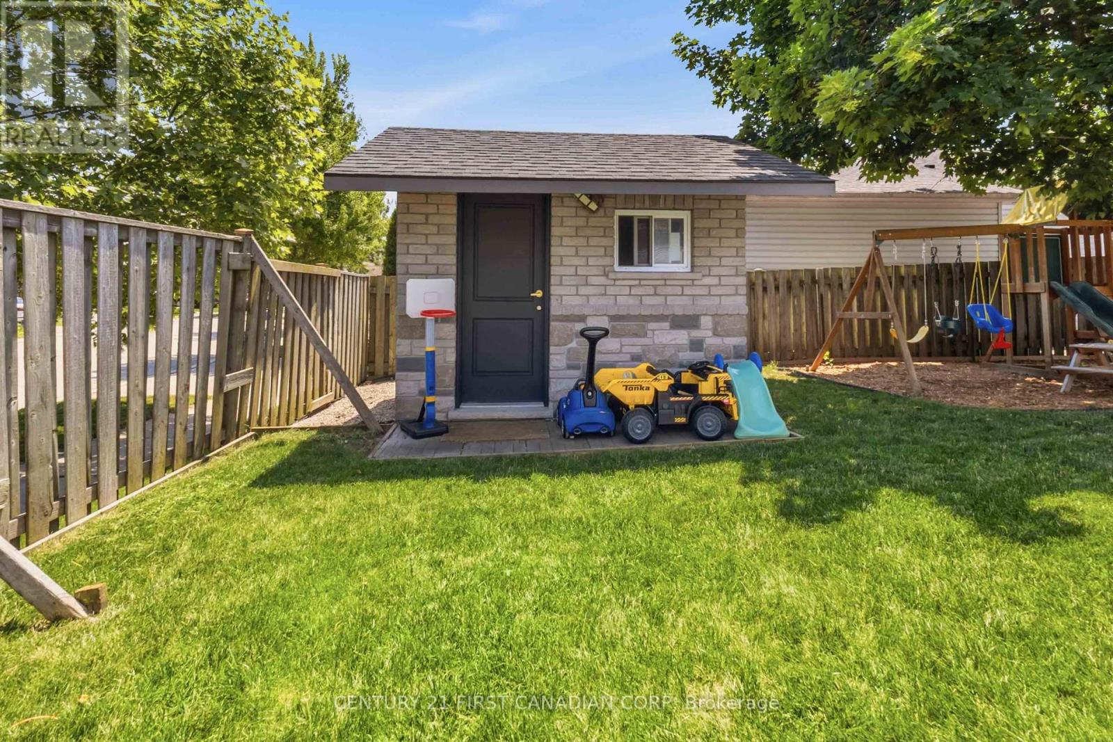 30 Trapper Street, London East, Ontario  N5W 6B4 - Photo 44 - X13536594