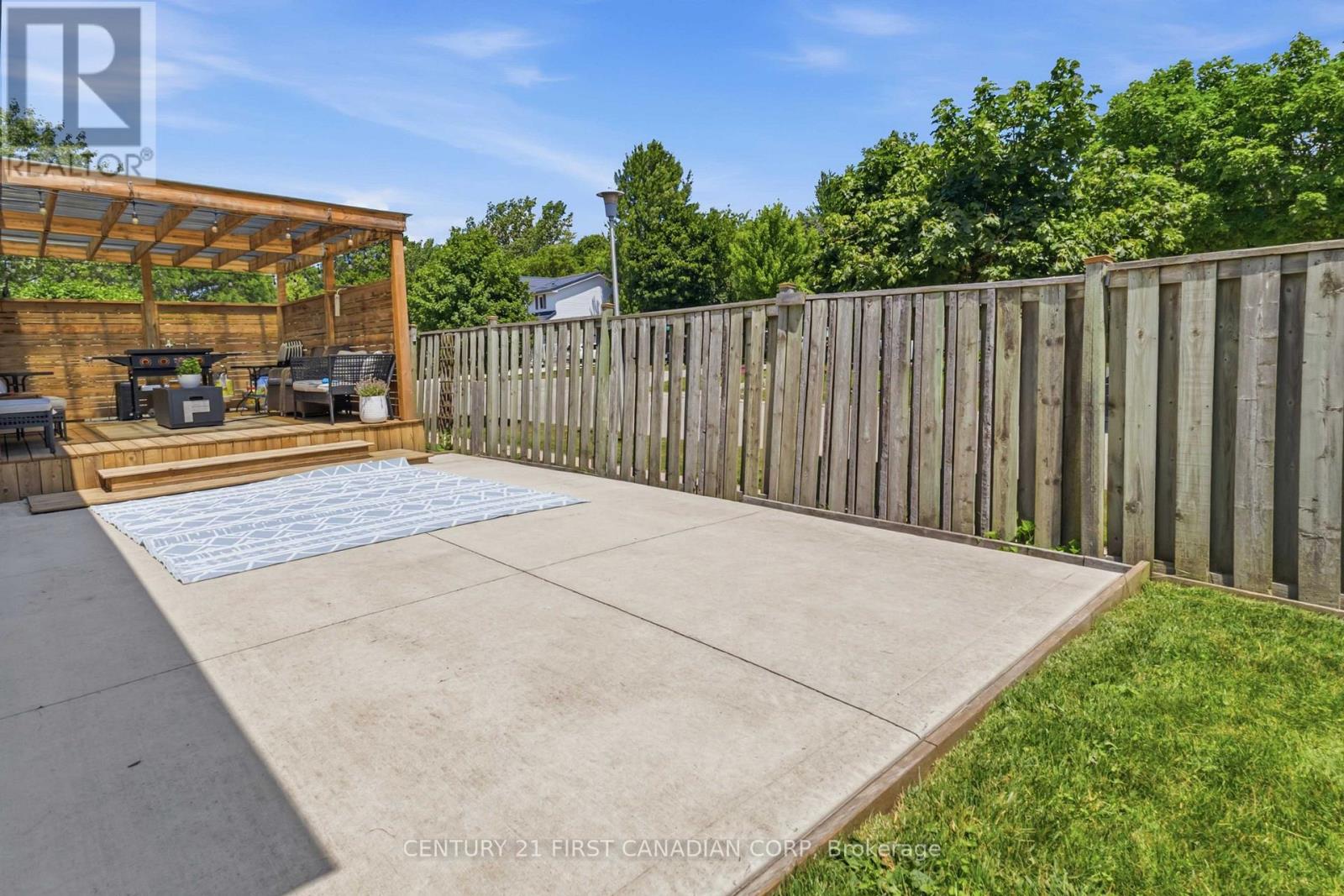 30 Trapper Street, London East, Ontario  N5W 6B4 - Photo 45 - X13536594
