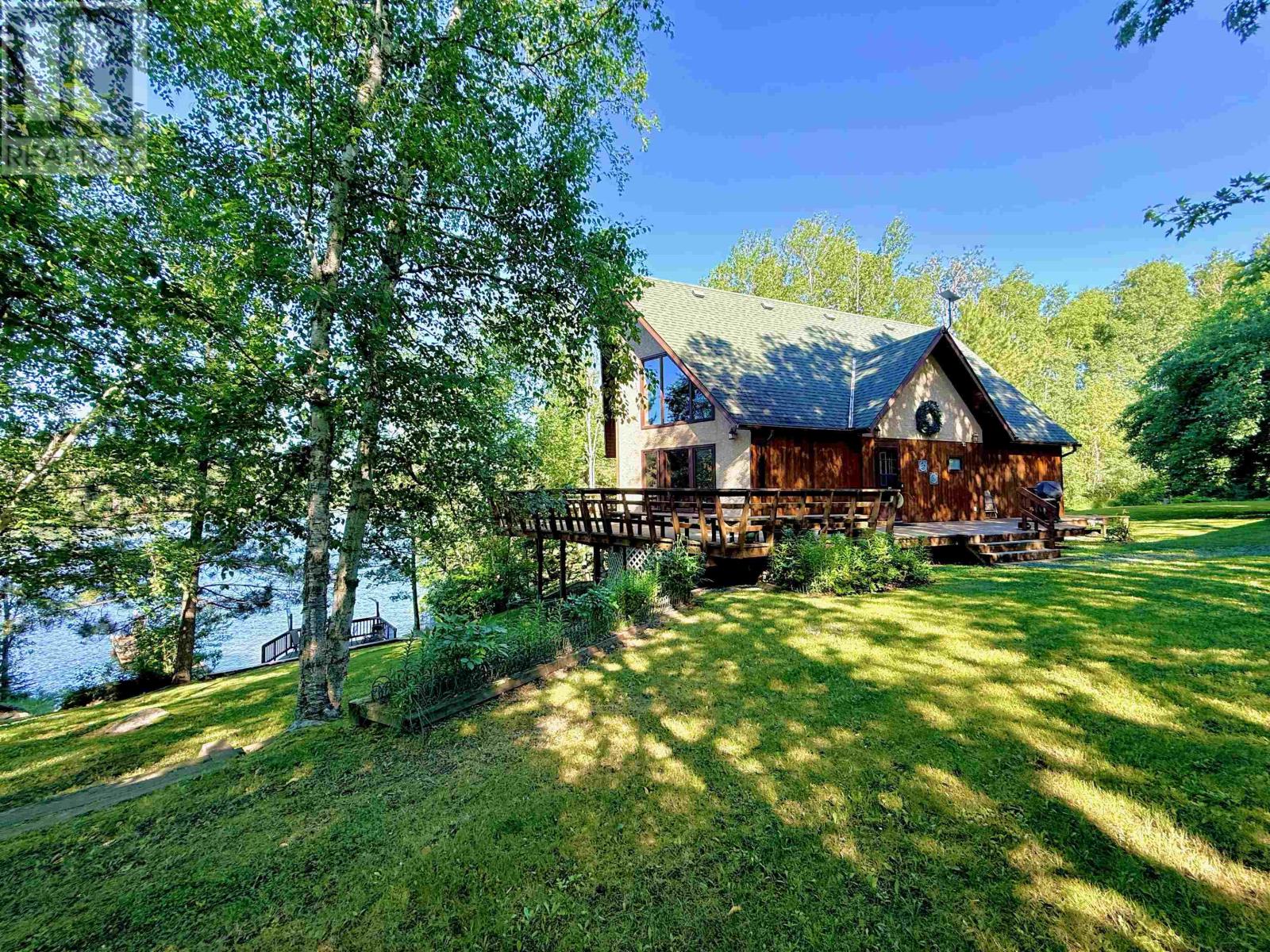 60 Campbell Road, Kenora, Ontario