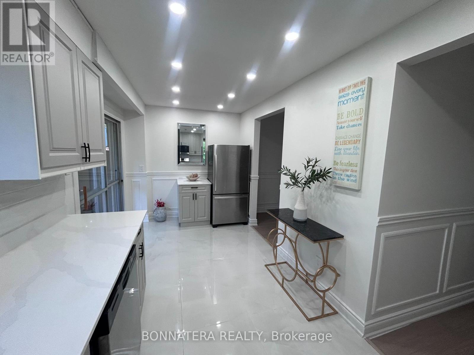 2322 Council Ring Road, Mississauga, Ontario  L5L 1C1 - Photo 11 - W13523322