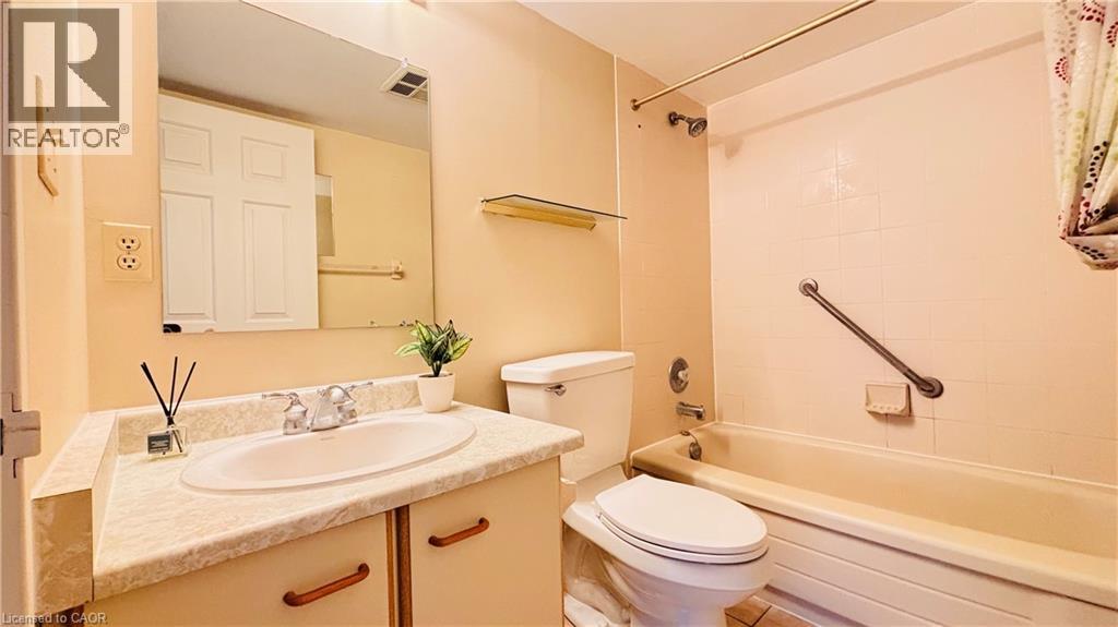 300 Keats Way Unit# 207, Waterloo, Ontario  N2L 6E6 - Photo 15 - 40846239