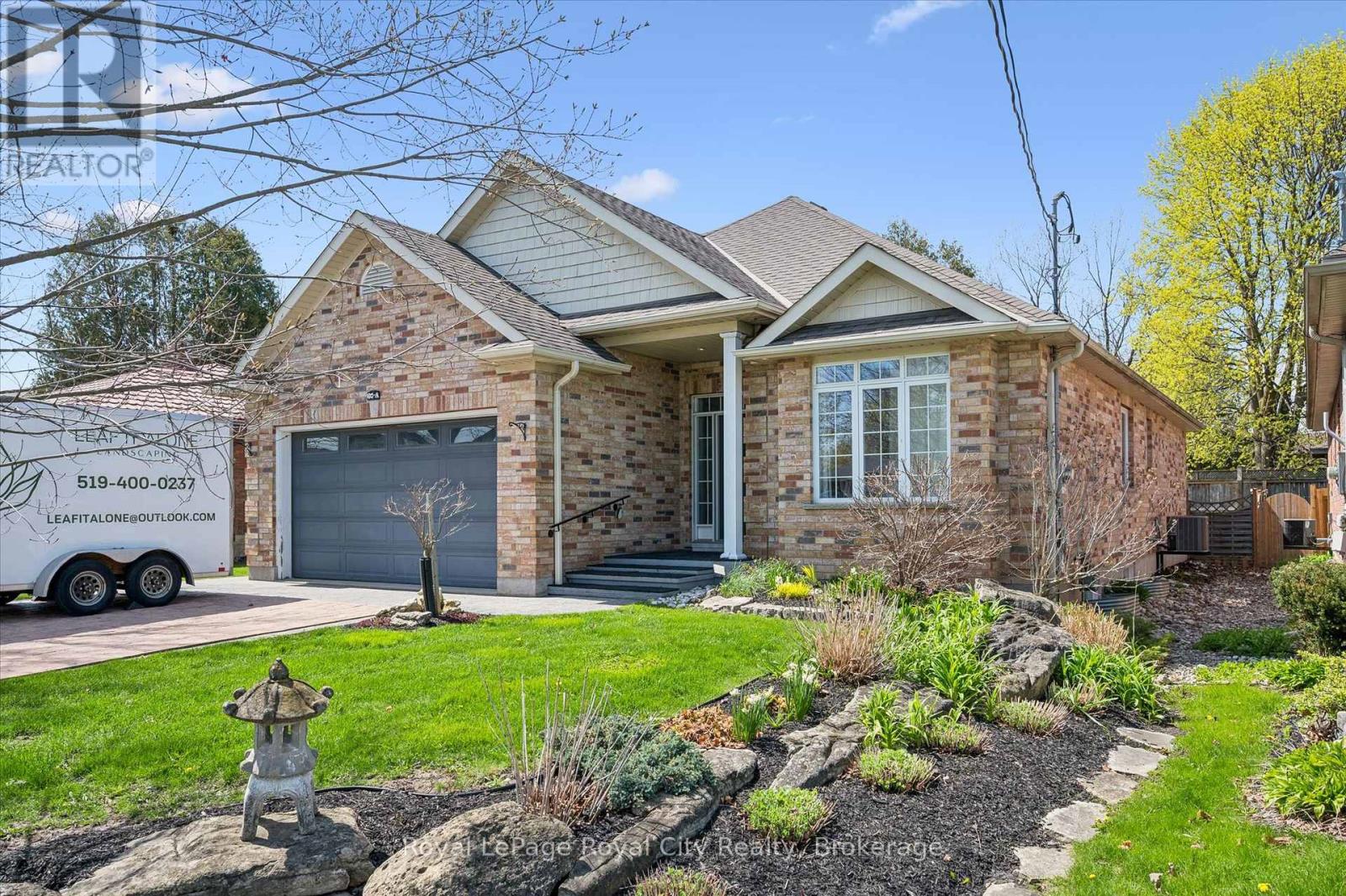 60a Eastview Road, Guelph, Ontario  N1E 1Z6 - Photo 2 - X13536628