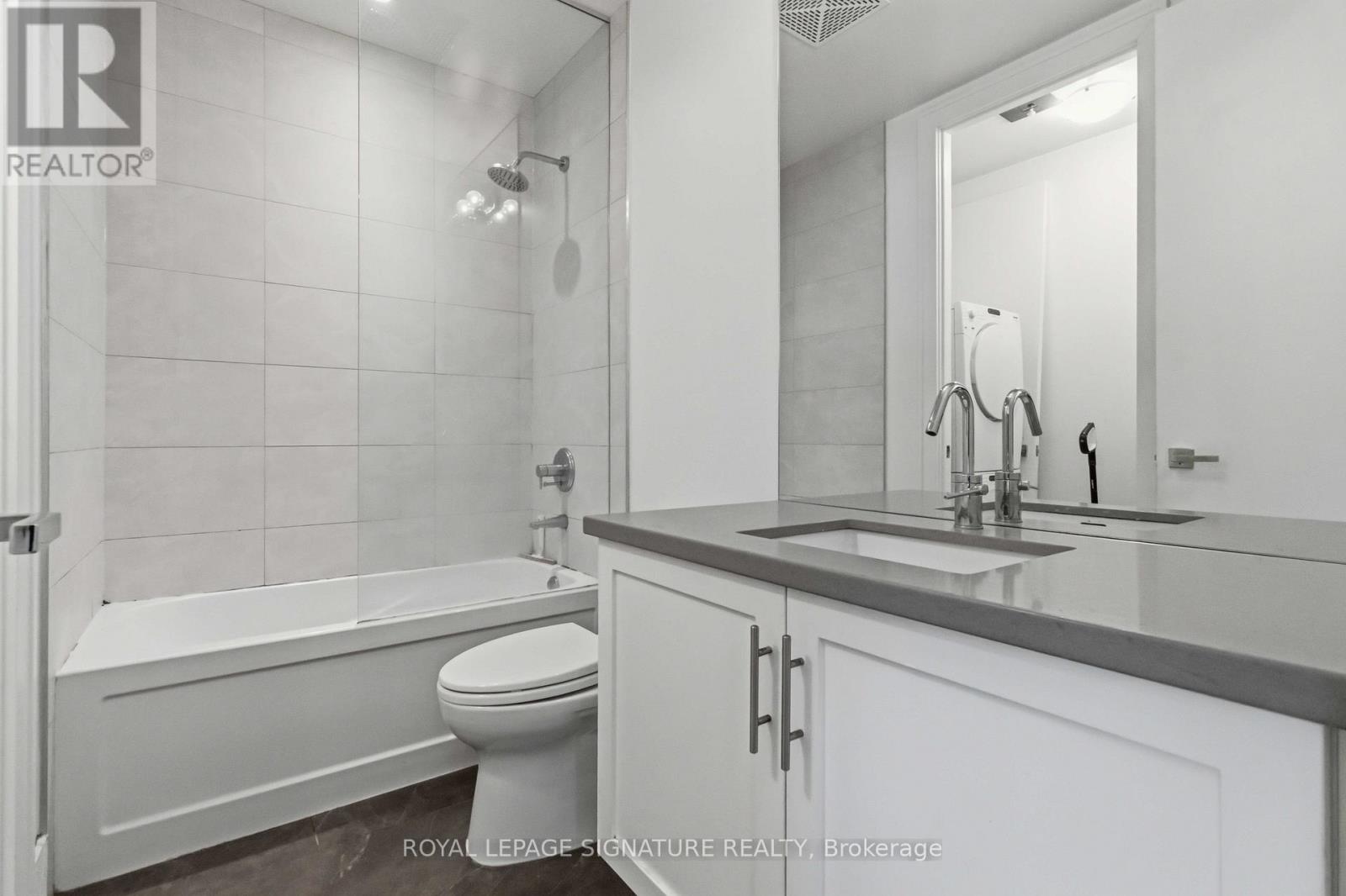 518 - 29 Queens Quay E, Toronto, Ontario  M5E 0A4 - Photo 14 - C13536606