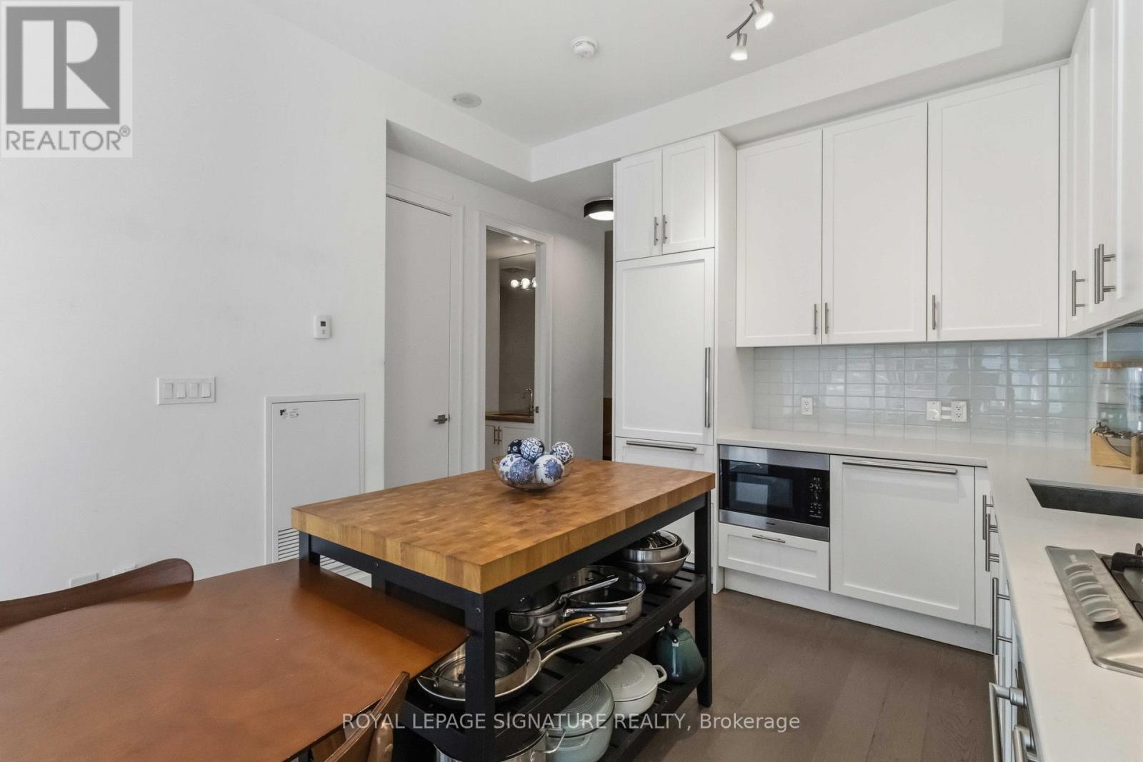 518 - 29 Queens Quay E, Toronto, Ontario  M5E 0A4 - Photo 4 - C13536606