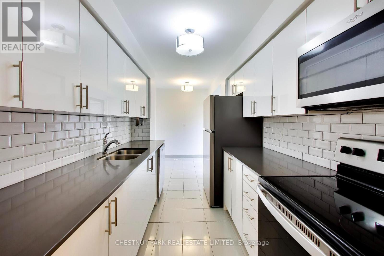 57 - 396 Woodsworth Road, Toronto, Ontario  M2L 2T9 - Photo 6 - C13536650