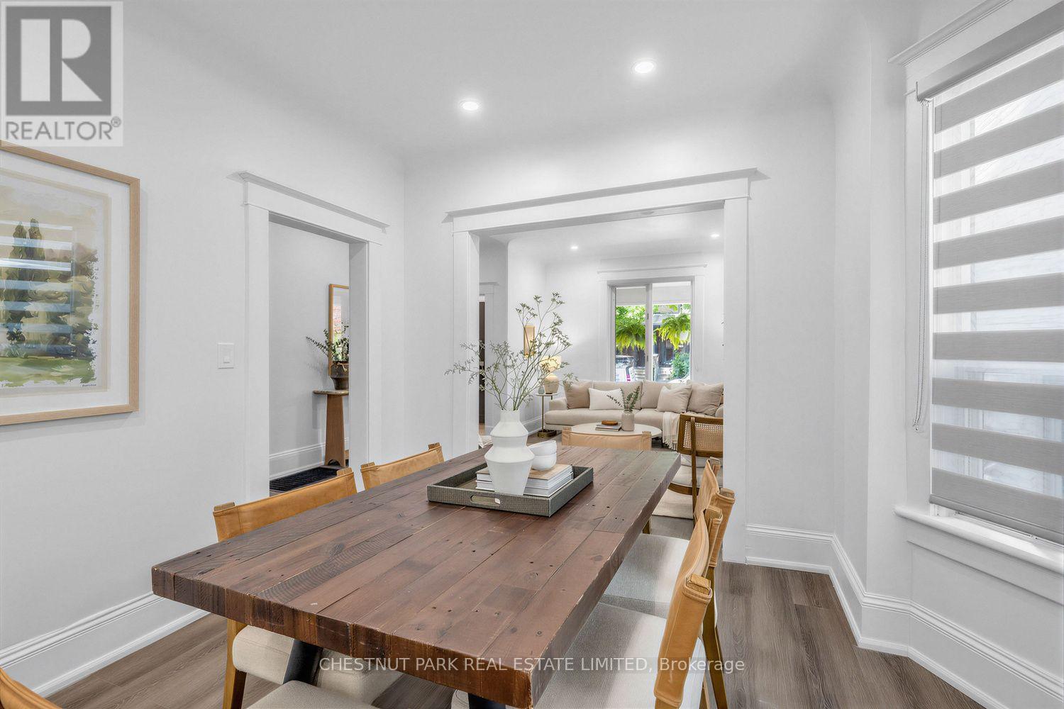 89 Dearbourne Avenue, Toronto, Ontario M4K 1M6 - Photo 11 - E13536636