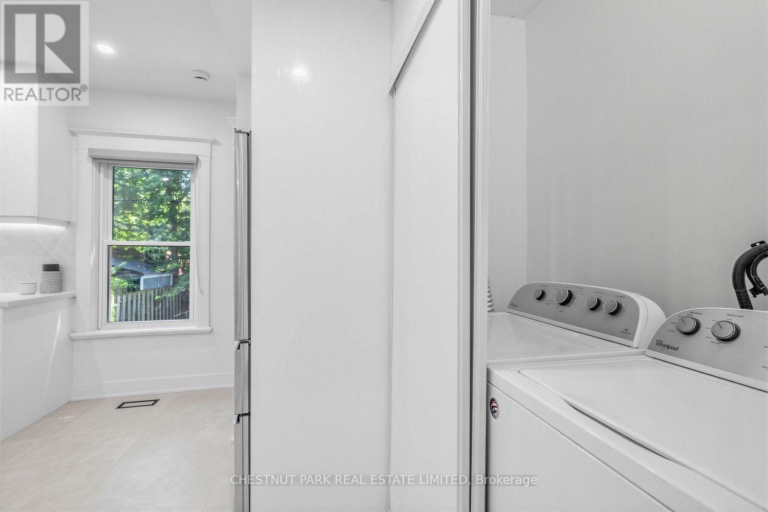 89 Dearbourne Avenue, Toronto, Ontario M4K 1M6 - Photo 18 - E13536636