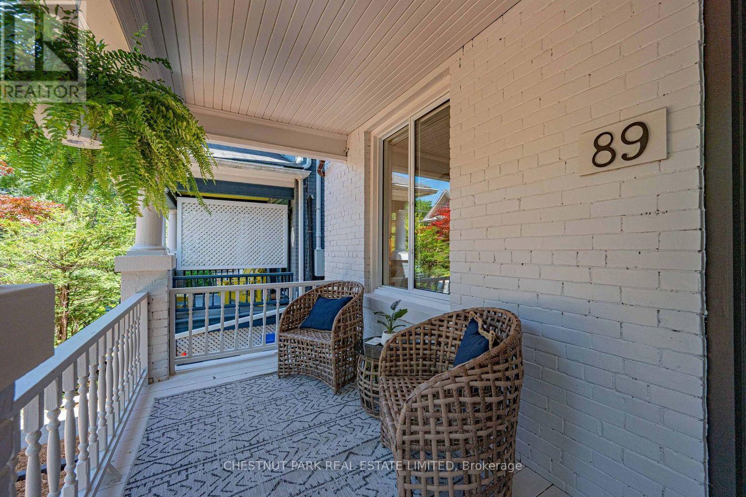 89 Dearbourne Avenue, Toronto, Ontario M4K 1M6 - Photo 2 - E13536636