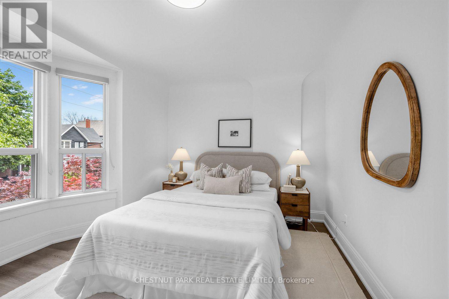 89 Dearbourne Avenue, Toronto, Ontario M4K 1M6 - Photo 20 - E13536636
