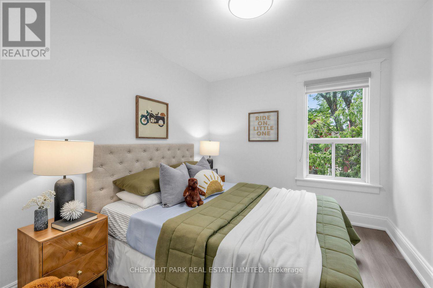 89 Dearbourne Avenue, Toronto, Ontario M4K 1M6 - Photo 24 - E13536636