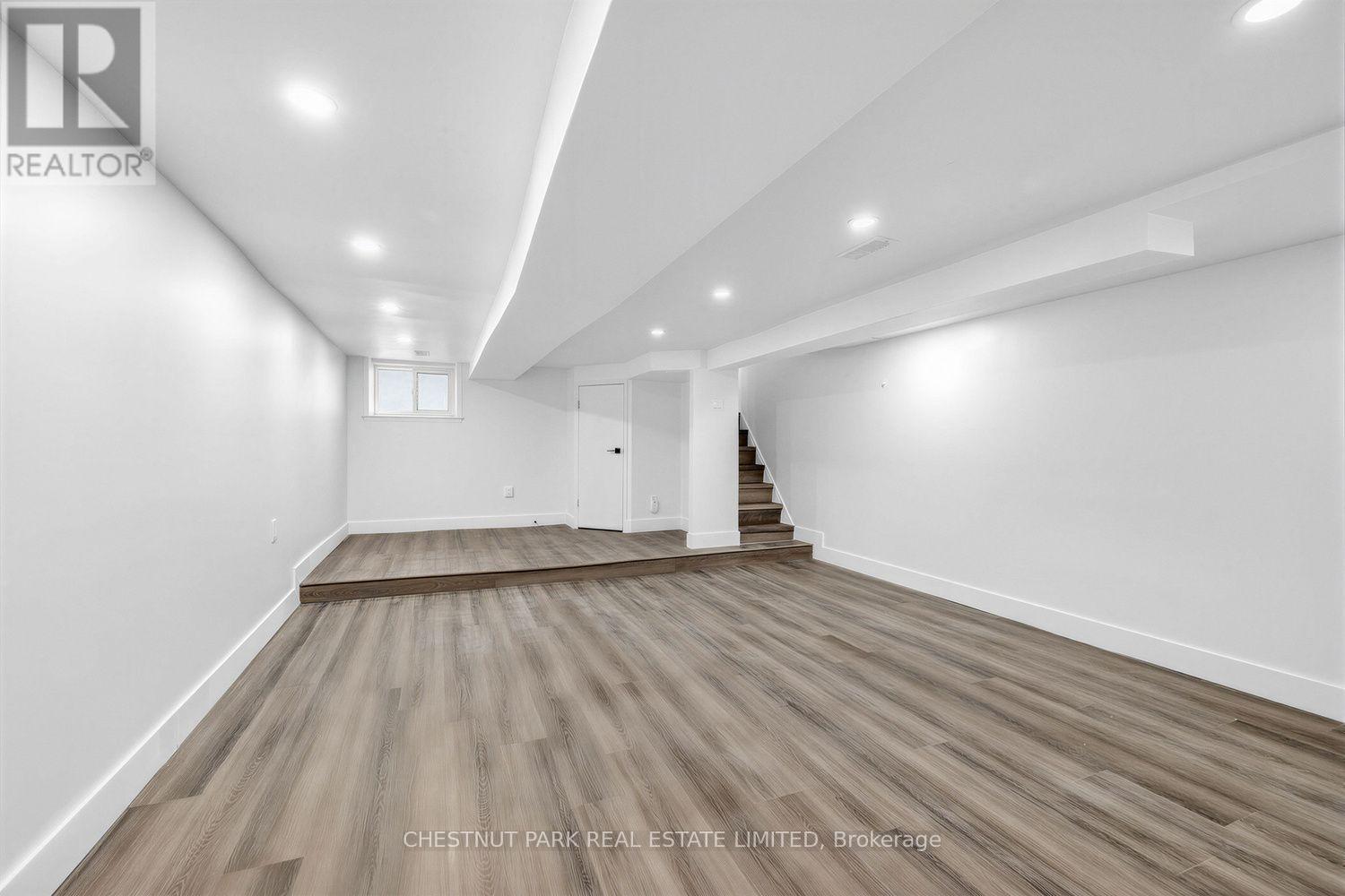 89 Dearbourne Avenue, Toronto, Ontario M4K 1M6 - Photo 29 - E13536636